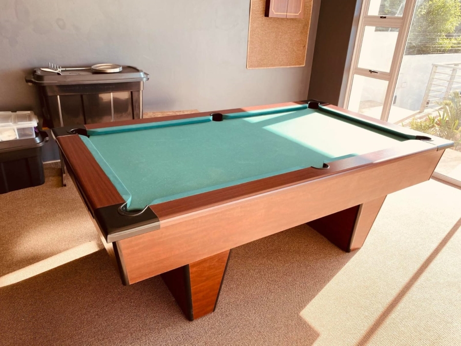 5 Bedroom Property for Sale in Jeffreys Bay Central Eastern Cape